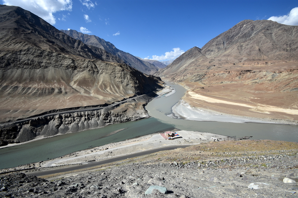 Confluence of Sindhu and Zanskar